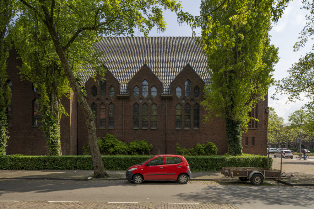 Sint-Franciscuskerk met pastorie 